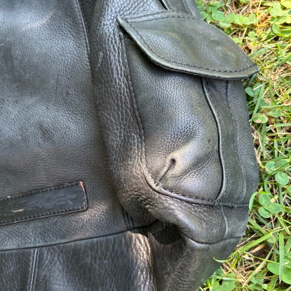 FOSSIL BLACK LEATHER SHOULDER BAG, side pockets , BOHO LOOK, - Picture 7 of 8